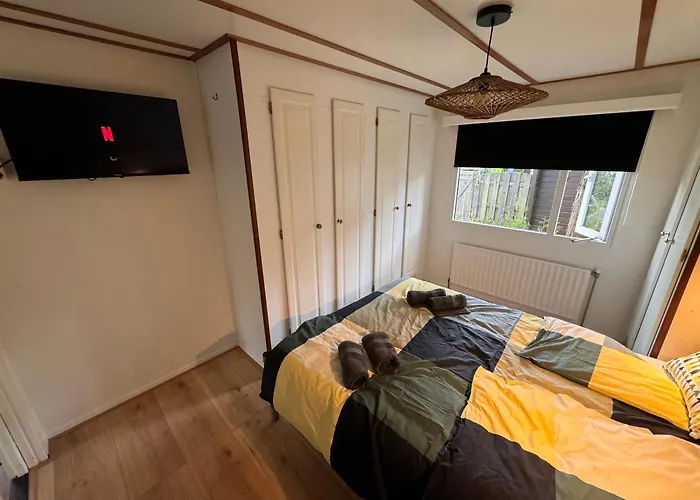 公寓 Ruim En Luxe Chalet Privetuin - Park 'de Ijsvogel' *