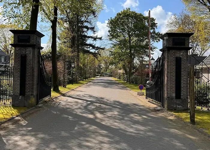 Ruim En Luxe Chalet Privetuin - Park 'de Ijsvogel' * 福尔特赫伊曾