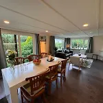 公寓 Ruim En Luxe Chalet Privetuin - Park 'de Ijsvogel' *
