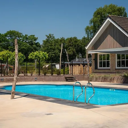 Ruim En Luxe Chalet Privetuin - Park 'de Ijsvogel' Apartament *