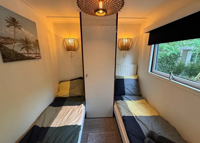 Ruim En Luxe Chalet Privetuin - Park 'de Ijsvogel' Voorthuizen