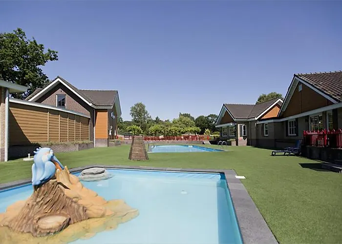 Ruim En Luxe Chalet Privetuin - Park 'de Ijsvogel' Apartment Voorthuizen